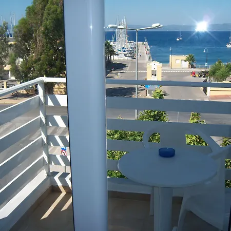 Hotel Bay 2*