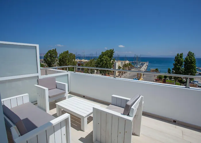 Bay コス・タウン