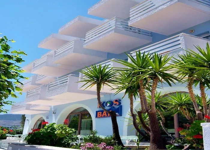 Bay Hotell 2*