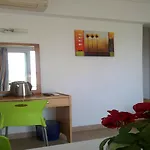 Bay Hotel