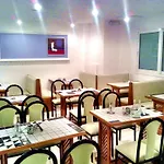 Bay Hotel 2*